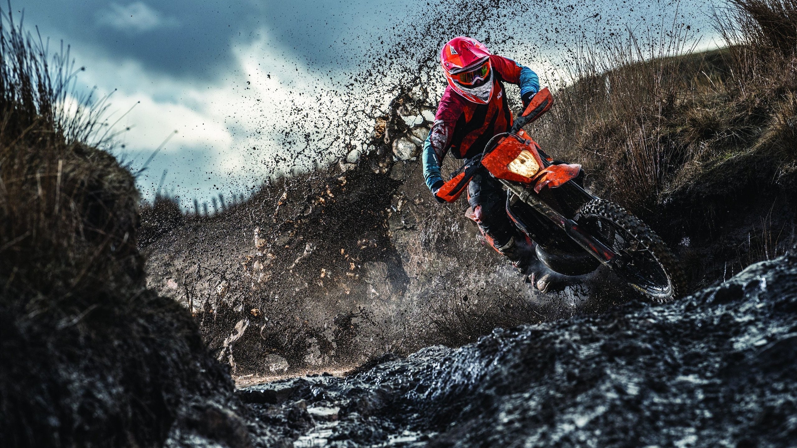 _滚轴溜冰比赛：速度与技巧完美结合_，90年代滚轴溜冰